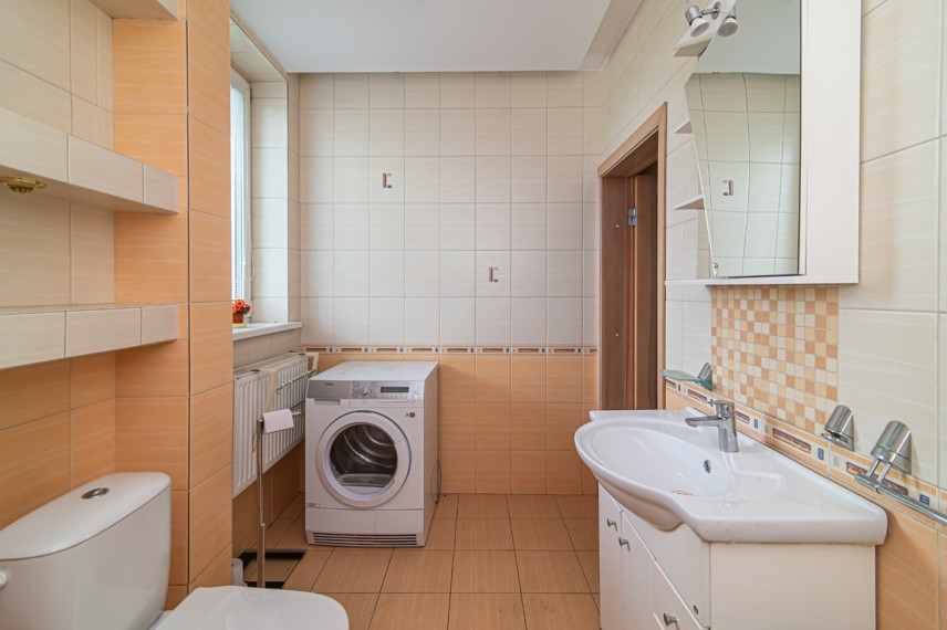 Parduodamas namas Pagrindinė g., Rastinėnų k., Vilniaus r. sav., 316.77 m2 ploto, 2 aukštai 26
