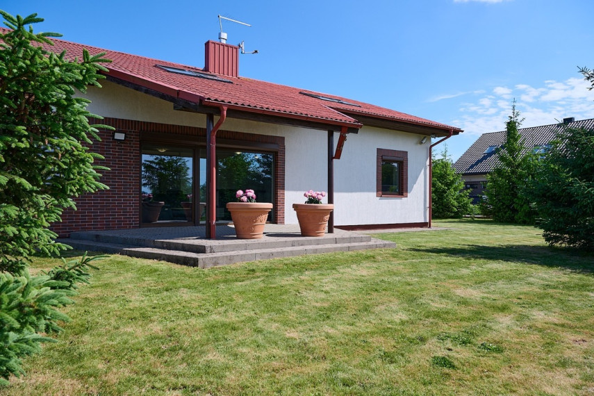 Parduodamas namas Žibučių g., Vydmantų k., Kretingos r. sav., 229.51 m2 ploto, 1 aukštai 42