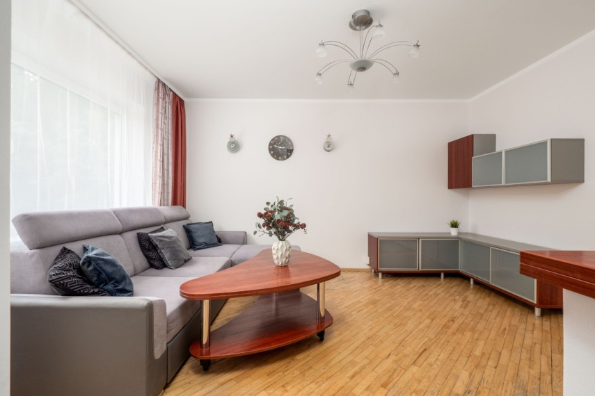 Parduodamas butas Liongino Baliukevičiaus-Dzūko g., Vilniaus m., Vilniaus m. sav., 66.05 m2 ploto, 3 kambariai 3