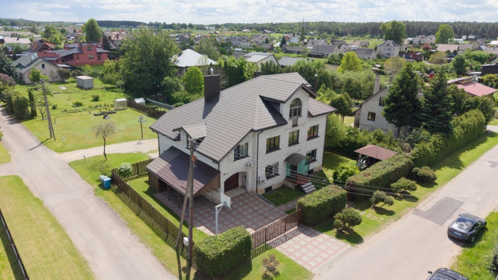 Parduodamas butas Dvareliškių g., Šlienavos k., Kauno r. sav., 236 m2 ploto, 8 kambariai 42