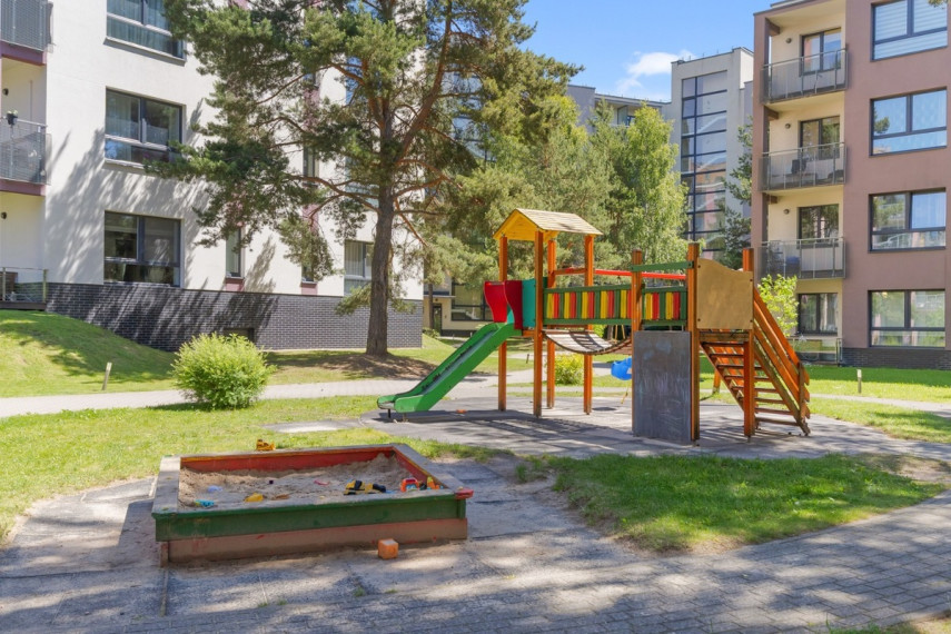 Parduodamas butas Bajorų kel., Vilniaus m., Vilniaus m. sav., 74 m2 ploto, 4 kambariai 24