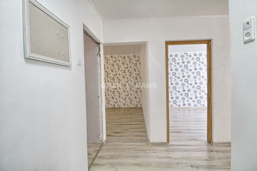 Parduodamas butas Krymo g. , Lieporiai, Šiaulių m., Šiaulių m. sav., 64.14 m2 ploto, 3 kambariai 10