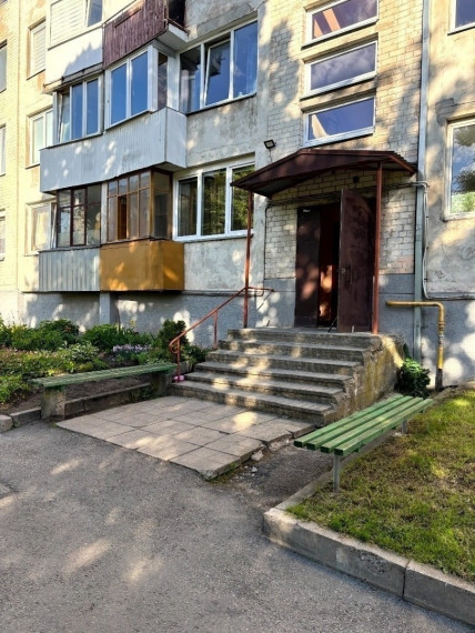 Parduodamas butas Žalgirio g., Šiaulių m., Šiaulių m. sav., 25.46 m2 ploto, 1 kambariai 3