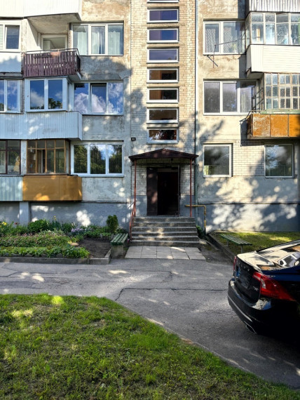 Parduodamas butas Žalgirio g., Šiaulių m., Šiaulių m. sav., 25.46 m2 ploto, 1 kambariai 4