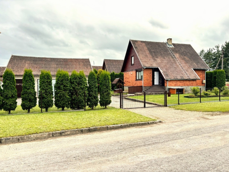 Parduodamas namas Ramunių g., Pakruojo m., Pakruojo r. sav., 190.22 m2 ploto, 1 aukštai 2