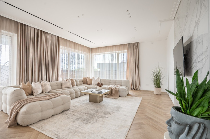 Parduodamas namas Miško g., Vilniaus m., Vilniaus m. sav., 212 m2 ploto, 1 aukštai 2
