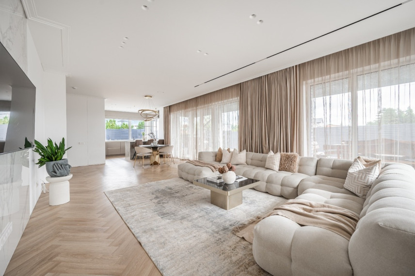 Parduodamas namas Miško g., Vilniaus m., Vilniaus m. sav., 212 m2 ploto, 1 aukštai 3