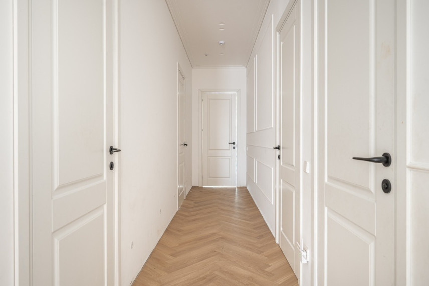 Parduodamas namas Miško g., Vilniaus m., Vilniaus m. sav., 212 m2 ploto, 1 aukštai 27