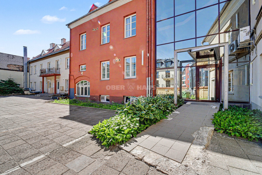 Nuomojamos administracinės patalpos Labdarių g., Senamiestis, Vilniaus m., Vilniaus m. sav., 999.32 m2 ploto 1