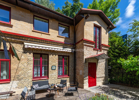 Nuomojamas butas Šeimyniškių g., Šnipiškės, Vilniaus m., Vilniaus m. sav., 96 m2 ploto, 4 kambariai Nuomojamas butas Šeimyniškių g., Šnipiškės, Vilniaus m., Vilniaus m. sav., 96 m2 ploto, 4 kambariai