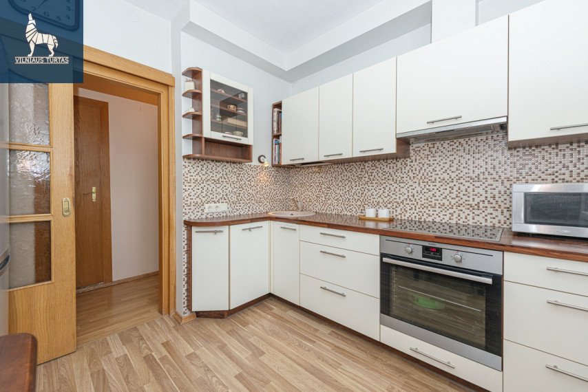 Parduodamas butas Gedvydžių g., Fabijoniškės, Vilniaus m., Vilniaus m. sav., 51 m2 ploto, 2 kambariai 11