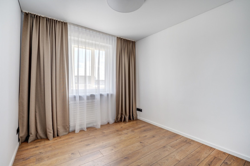 Parduodamas butas Liongino Baliukevičiaus-Dzūko g., Vilniaus m., Vilniaus m. sav., 74.2 m2 ploto, 3 kambariai 24