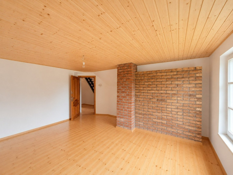 Parduodamas namas Klevų g., Drąseikių k., Kauno r. sav., 121.65 m2 ploto, 2 aukštai 10