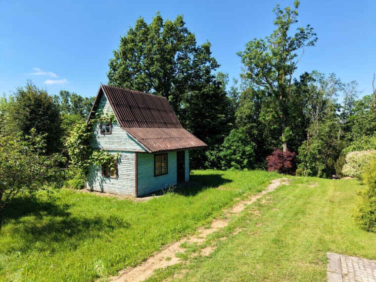 PARDUODAMI DU GRETIMI SODO SKLYPAI DAUMANTŲ SODUOSE, KĖDAINIŲ R. 1