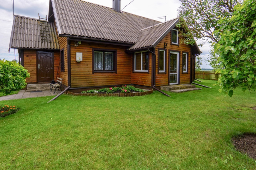Parduodamas namas Valdeikių k., Radviliškio r. sav., 95.13 m2 ploto, 1 aukštai 2