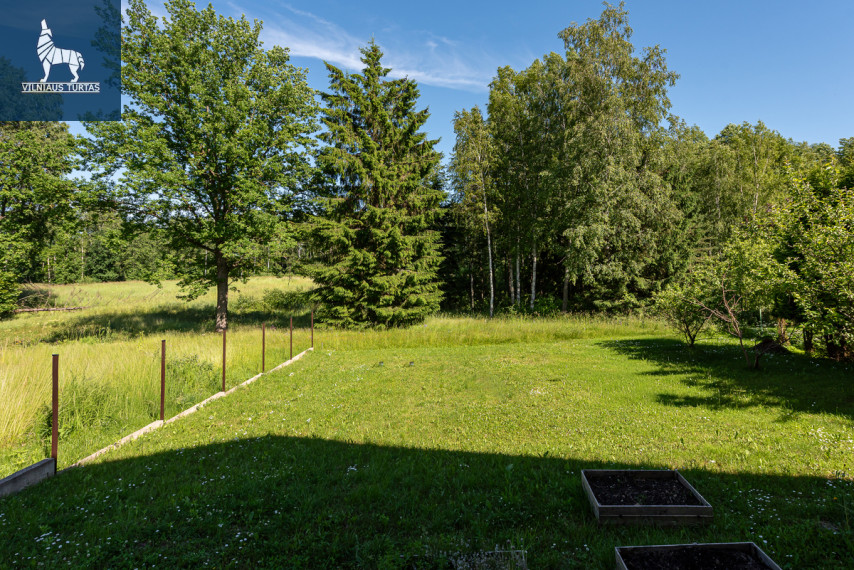 Parduodamas namas Vilniaus r. sav., Pranciškonių vs., pranciškonių g.8-oji, 277.98 m2 ploto, 2 aukštai 24