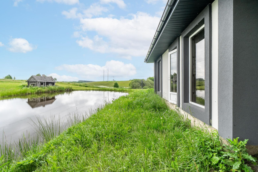 Parduodamas namas Šarkiškių k., Vilniaus r. sav., 112.79 m² ploto 4 kambariai 25