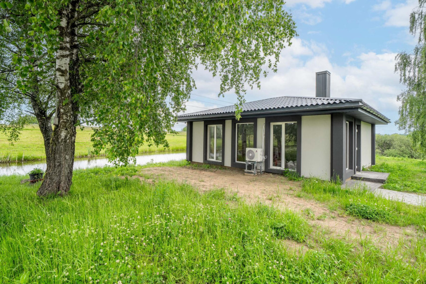 Parduodamas namas Šarkiškių k., Vilniaus r. sav., 112.79 m² ploto 4 kambariai 26