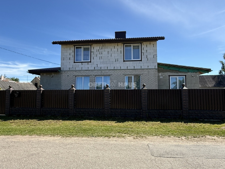 Parduodamas namas Liepų g., Kairių mstl., Šiaulių r. sav., 210 m2 ploto, 2 aukštai 1