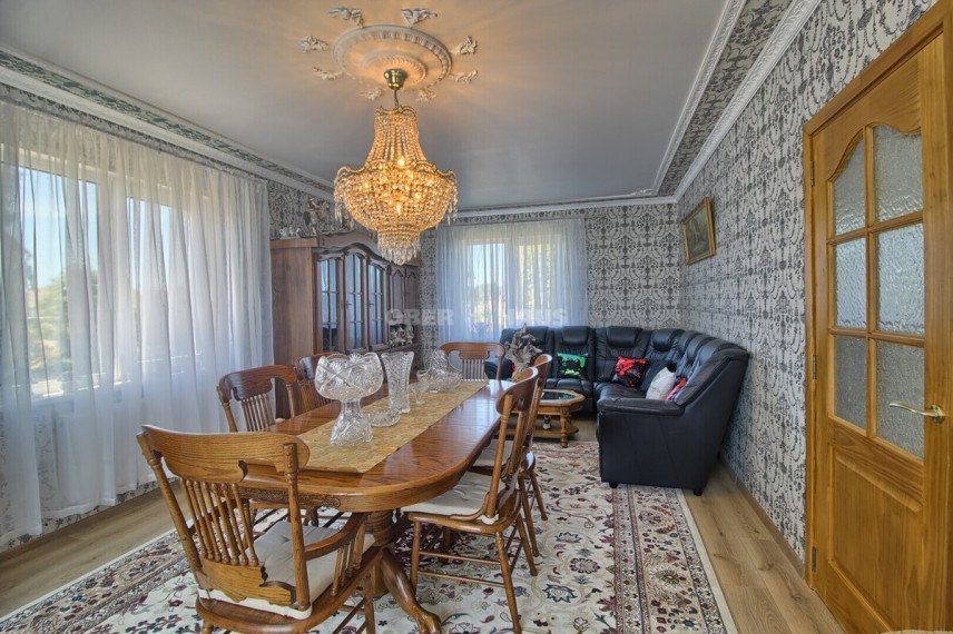 Parduodamas namas Liepų g., Kairių mstl., Šiaulių r. sav., 210 m2 ploto, 2 aukštai 15