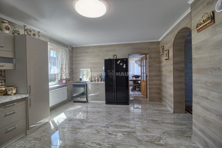 Parduodamas namas Liepų g., Kairių mstl., Šiaulių r. sav., 210 m2 ploto, 2 aukštai 11