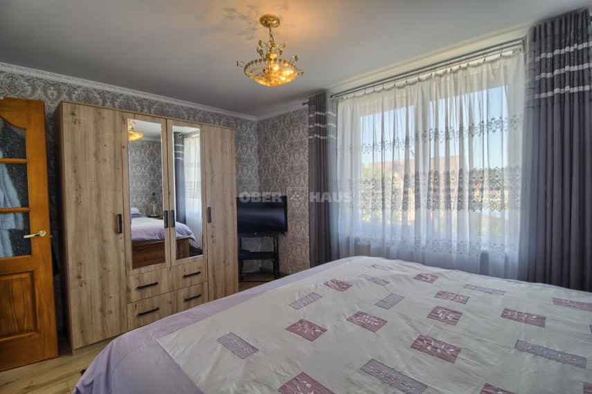 Parduodamas namas Liepų g., Kairių mstl., Šiaulių r. sav., 210 m2 ploto, 2 aukštai 33