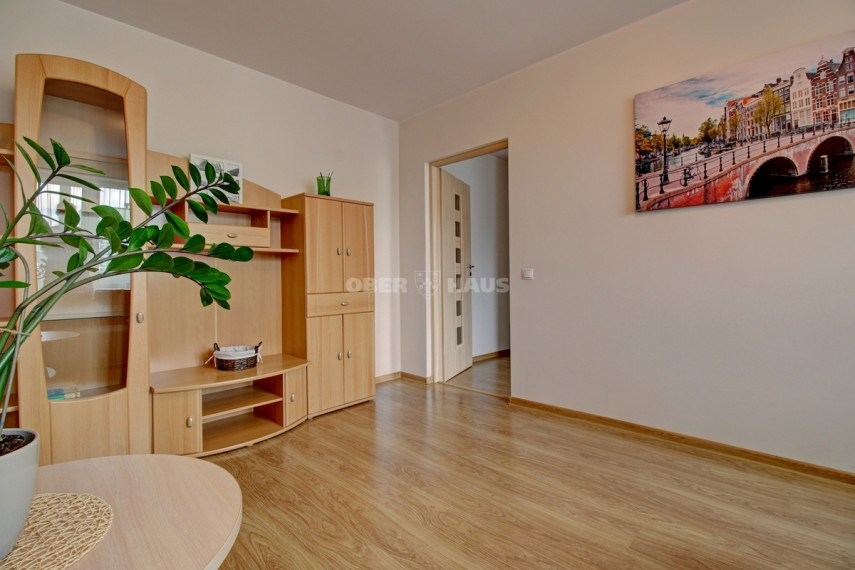 Nuomojamas butas Rinktinės g., Šnipiškės, Vilniaus m., Vilniaus m. sav., 35 m2 ploto, 1 kambariai 5