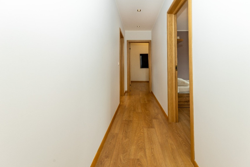 Parduodamas namas Smilčių, Pamaišupio k., Kauno r. sav., 233.3 m2 ploto, 2 aukštai 24