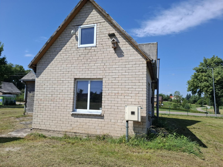 Parduodamas namas Sodų g., Taujėnų mstl., Ukmergės r. sav., 100 m² ploto 4 kambariai 6