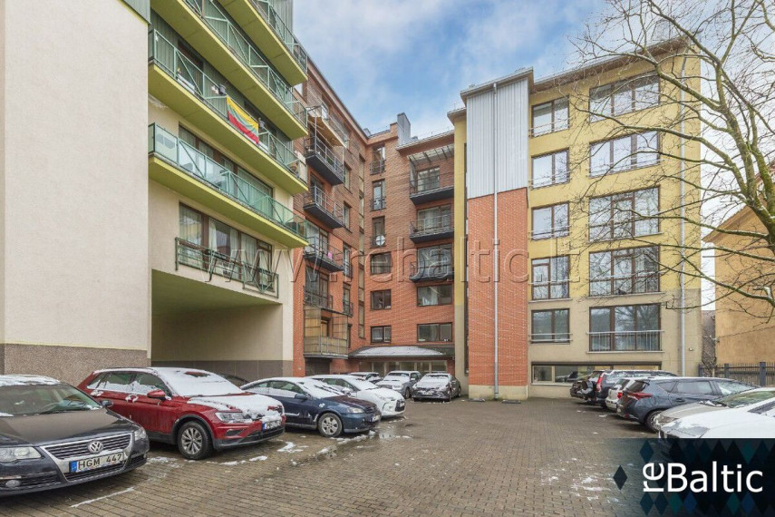 Nuomojamas butas Latvių g., Vilniaus m., Vilniaus m. sav., 45 m2 ploto, 1 kambariai 16