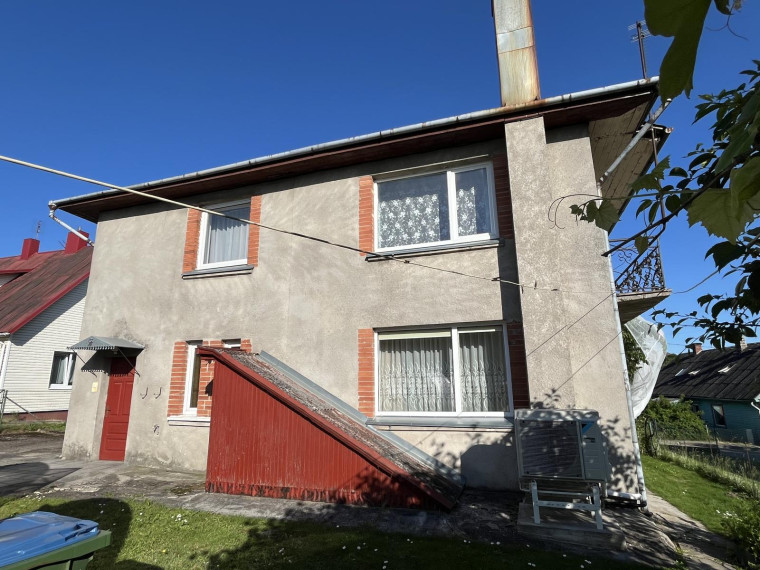 Parduodamas namas T. Daugirdo g., Raseinių m., Raseinių r. sav., 145.11 m² ploto 5 kambariai 4