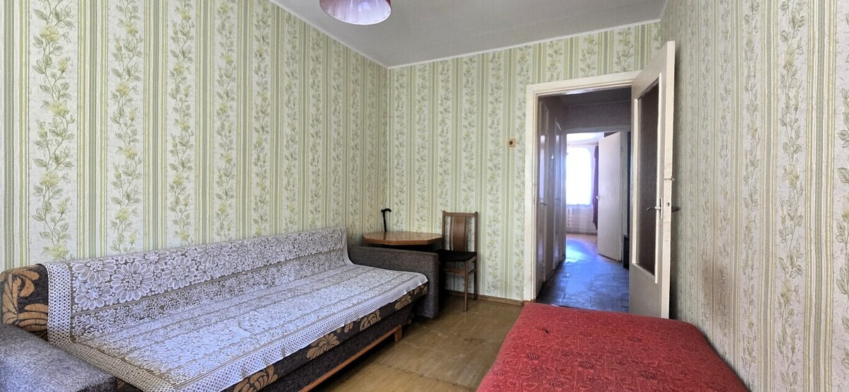 PARDUODAMAS 4 KAMBARIŲ BUTAS SU ŽEMĖS SKLYPU IR ŪKINIO PASTATO DALIMI – VAINOTIŠKIAI, KĖDAINIŲ R. 8
