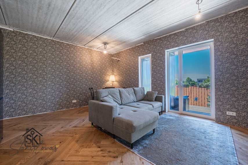 NAUJOS STATYBOS NAME PARDUODAMAS 3 KAMBARIŲ BUTAS ŠILUTĖJE, M.JANKAUS G. 10A 5