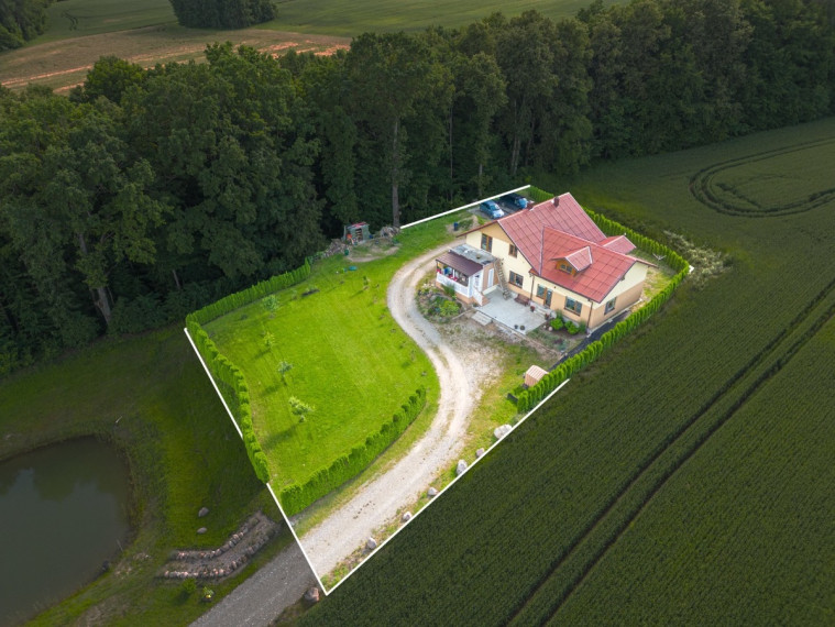 Parduodamas namas Tvirtovės g., Praniūnų k., Alytaus r. sav., 142.4 m2 ploto, 1 aukštai 16