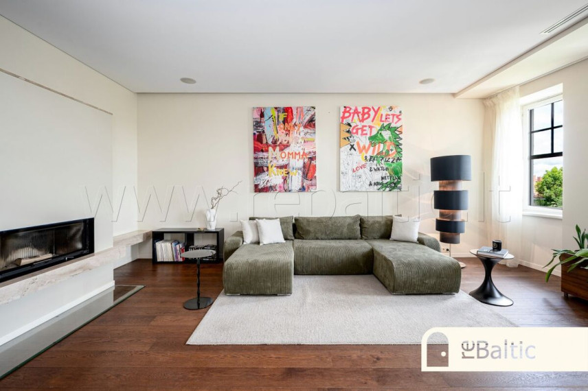 Parduodamas butas Teatro g., Vilniaus m., Vilniaus m. sav., 188.12 m2 ploto, 4 kambariai 12
