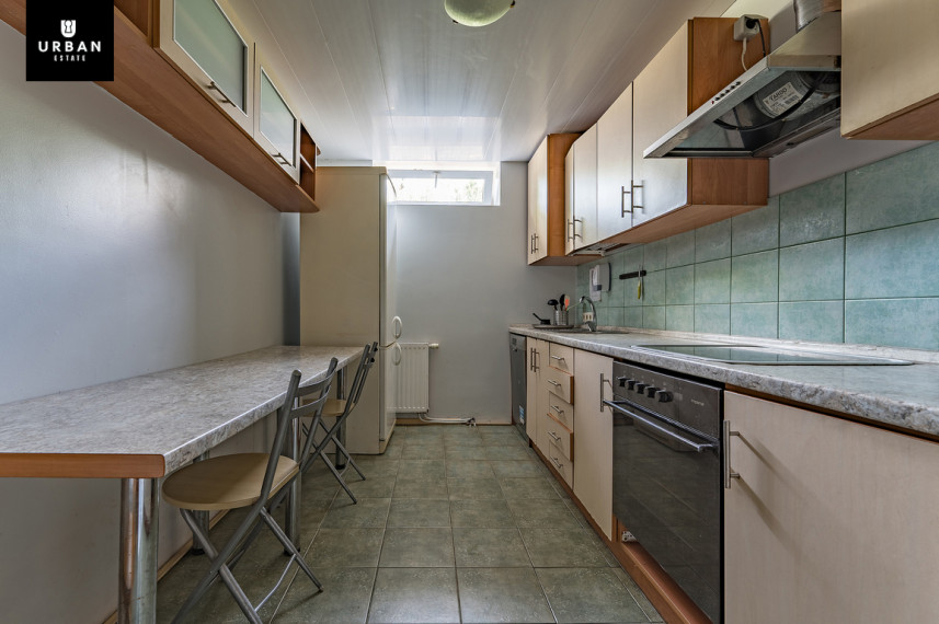 Parduodamas namas Akmenos g., Jovariškės, 316 kv.m ploto, 2 aukštai 21