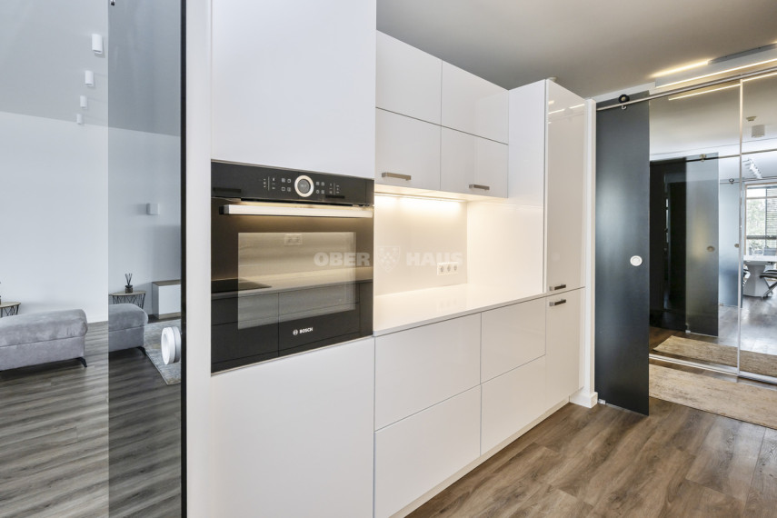 Nuomojamas butas Olimpiečių g., Šnipiškės, Vilniaus m., Vilniaus m. sav., 131 m2 ploto, 3 kambariai 21