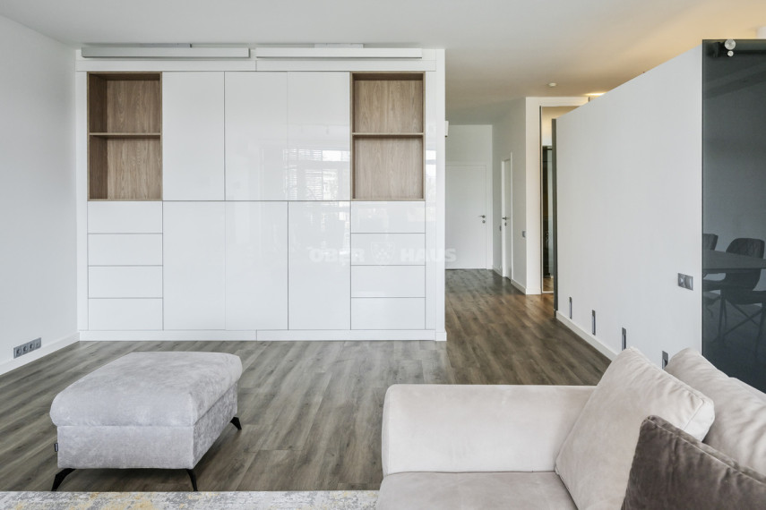 Nuomojamas butas Olimpiečių g., Šnipiškės, Vilniaus m., Vilniaus m. sav., 131 m2 ploto, 3 kambariai 22
