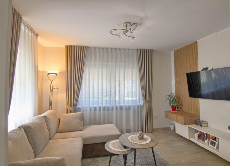Parduodamas namas J. Šliūpo g., Centras, Šiaulių m., Šiaulių m. sav., 56.17 m² ploto 2 kambariai Parduodamas namas J. Šliūpo g., Centras, Šiaulių m., Šiaulių m. sav., 56.17 m² ploto 2 kambariai