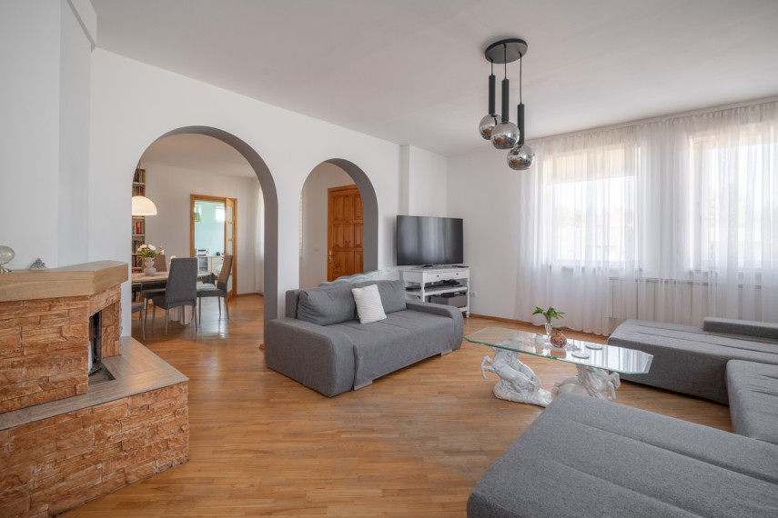 Parduodamas namas Miglių g., Ukmergės m., Ukmergės r. sav., 234.07 m2 ploto, 2 aukštai 6