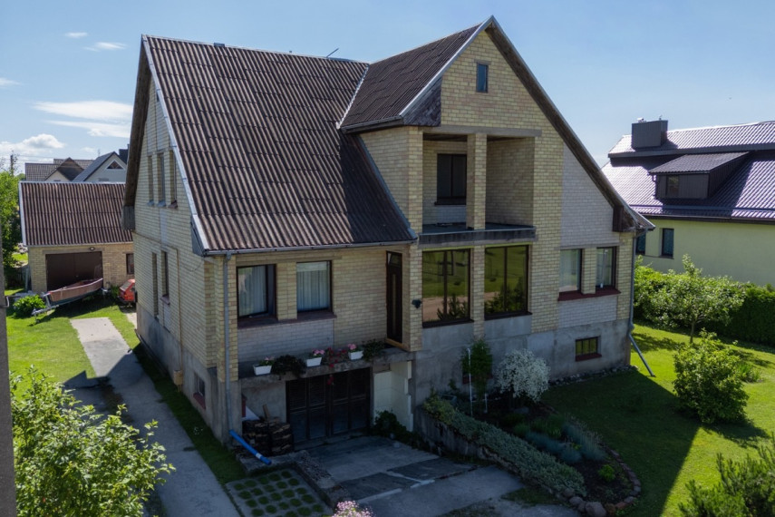 Parduodamas namas Miglių g., Ukmergės m., Ukmergės r. sav., 234.07 m2 ploto, 2 aukštai 24
