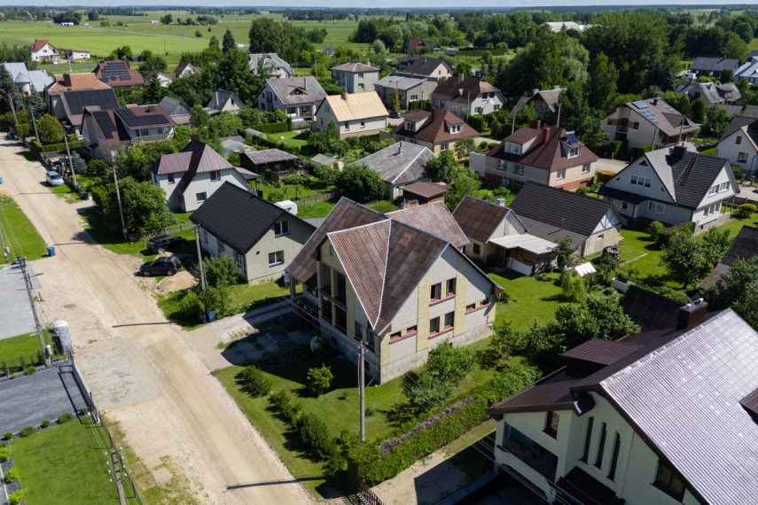 Parduodamas namas Miglių g., Ukmergės m., Ukmergės r. sav., 234.07 m2 ploto, 2 aukštai 27