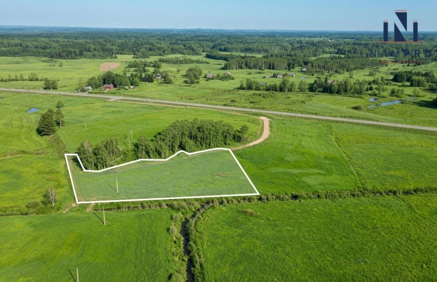 Molėtų raj., Mažeikių k., parduodamas 1,157 ha pramoninės-sandėliavimo paskirties sklypas 1