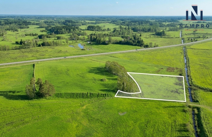 Molėtų raj., Mažeikių k., parduodamas 1,157 ha pramoninės-sandėliavimo paskirties sklypas 2