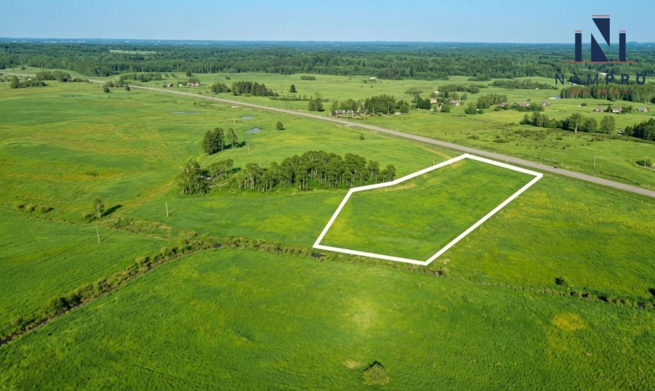 Molėtų raj., Mažeikių k., parduodamas 1,3689 ha pramoninės-sandėliavimo paskirties sklypas 4
