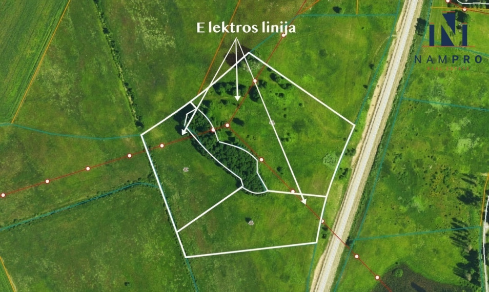 Molėtų raj., Mažeikių k., parduodamas 1,3689 ha pramoninės-sandėliavimo paskirties sklypas 7