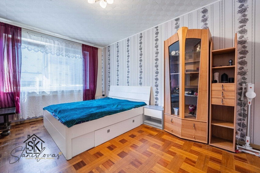 PARDUODAMAS 2 KAMBARIŲ SU HOLU BUTAS ŠILUTĖJE, MELIORATORIŲ AL. 3 2