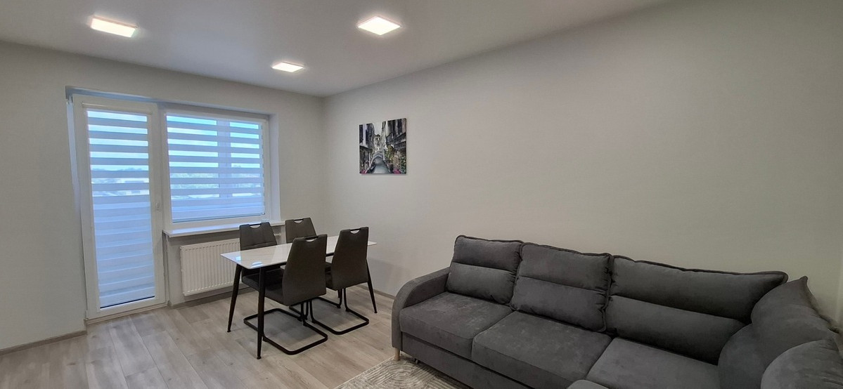 Nuomojamas butas Kosmonautų g., Marijampolės m., Marijampolės sav., 50 m2 ploto, 2 kambariai 1