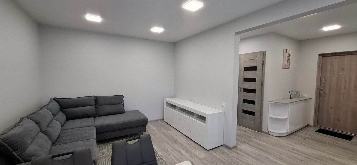 Nuomojamas butas Kosmonautų g., Marijampolės m., Marijampolės sav., 50 m2 ploto, 2 kambariai 2