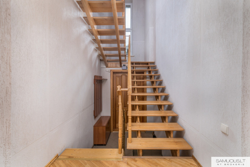 Parduodamas namas Medžiotojų g., Panevėžio m., Panevėžio m. sav., 321 m2 ploto, 2 aukštai 17